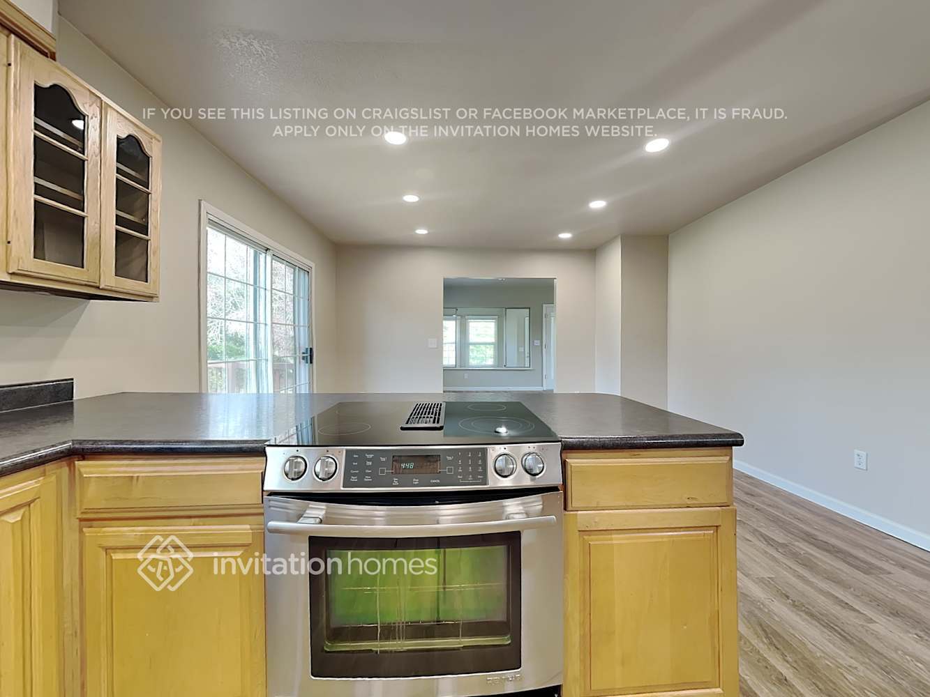 Building Photo - 19401 8th Ave S