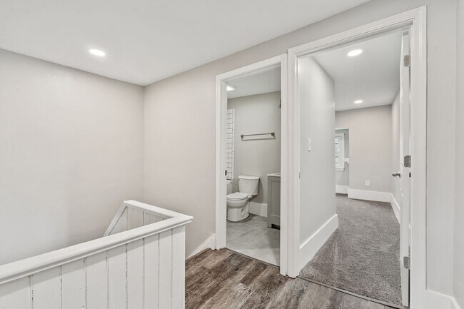 Building Photo - 223 13th St