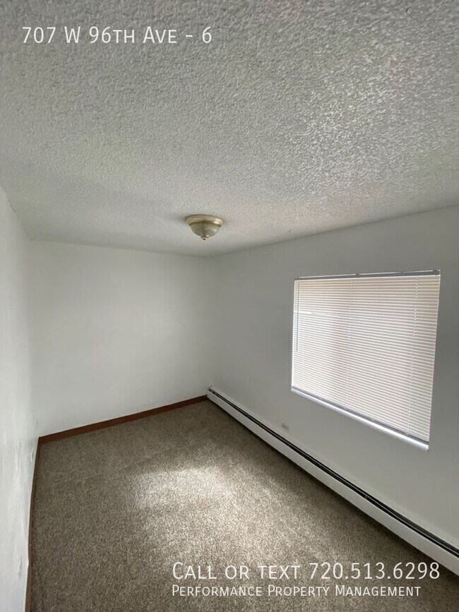 Building Photo - 707 W 96th Ave