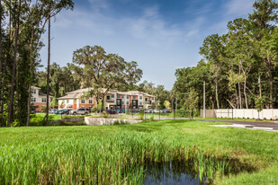 Building Photo - Freedom Gardens