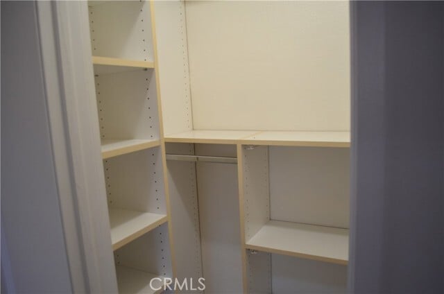 Building Photo - 4722 N Fircroft Ave