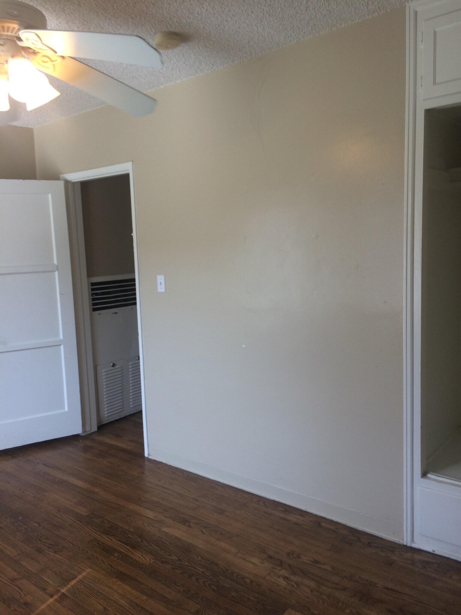 Building Photo - 2240 Euclid Ave