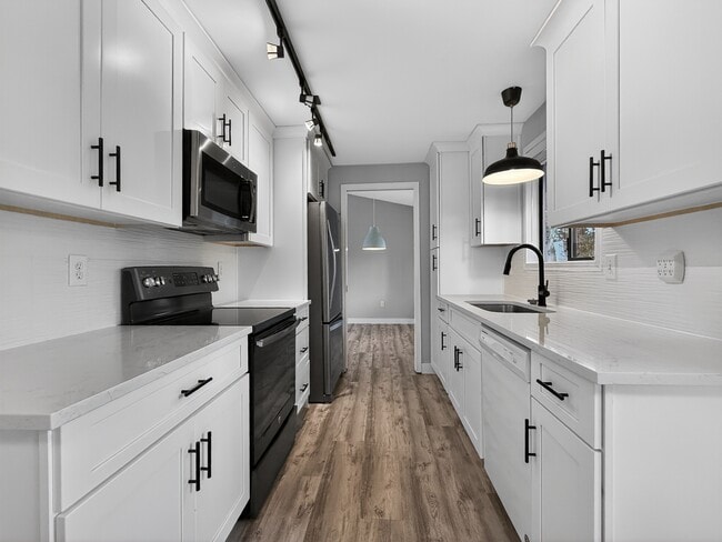 Building Photo - 11706 NE 98th St