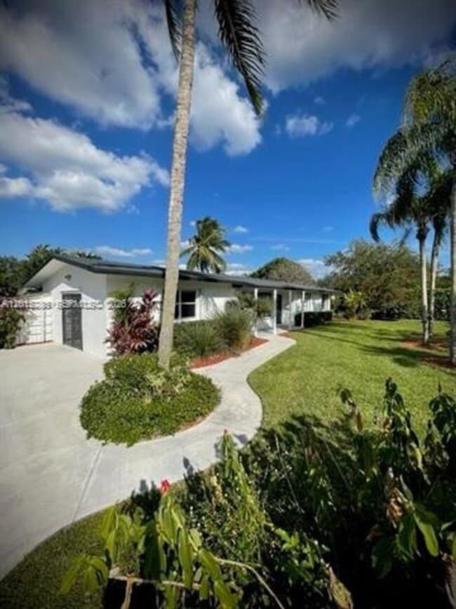 Building Photo - 7425 SW 118th St