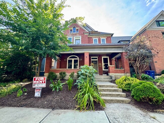 Building Photo - 1321 Forsythe Ave