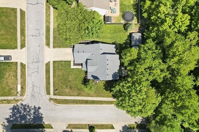 Building Photo - 106 Elliot Wood Pl