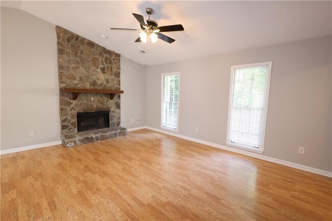 Building Photo - 3946 Blake Ct