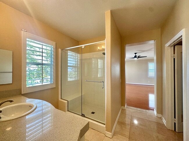Building Photo - 10516 Abalone Landing Terrace
