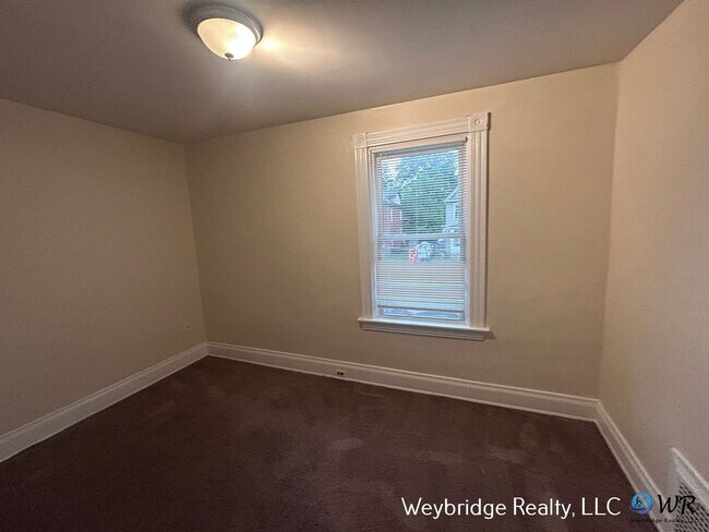 Building Photo - 3732 Herbert Ave