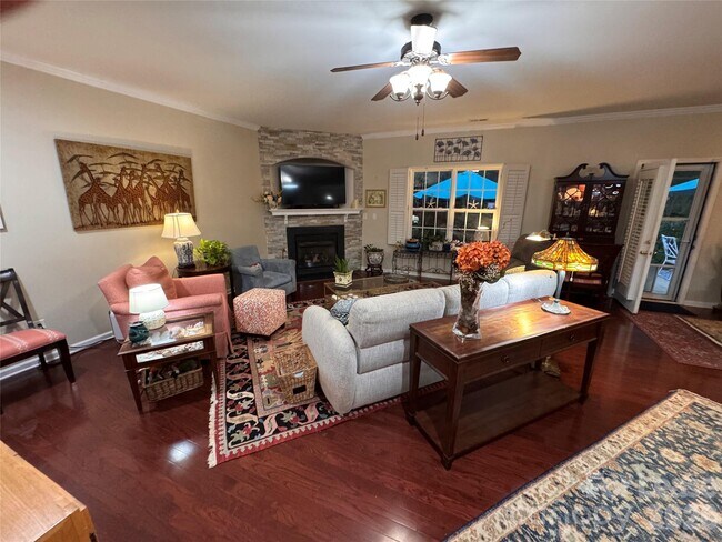 Building Photo - 9909 Adelie Ct