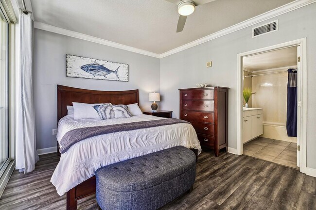 Building Photo - 104 Gulfside Ct