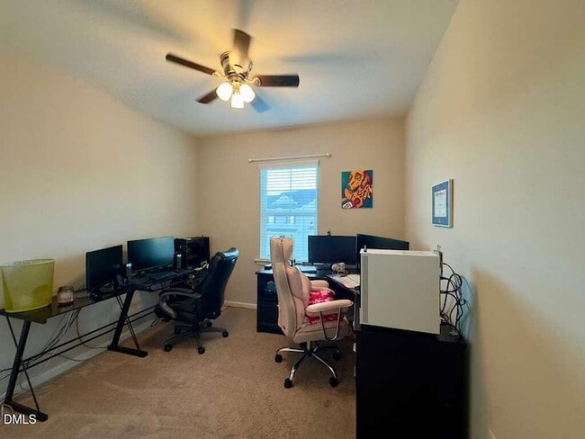 Building Photo - 2223 Chattering Lory Ln