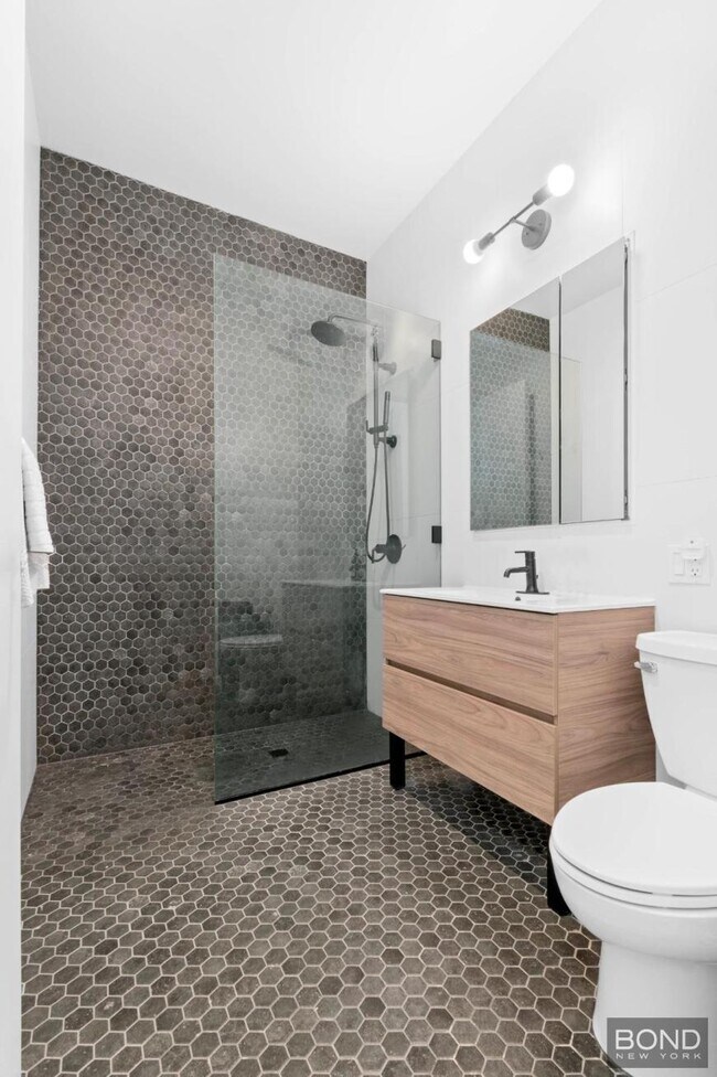 Building Photo - 2 bedroom in Brooklyn NY 11211
