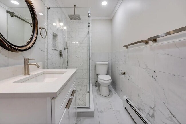 Building Photo - 3302 Palisade Ave