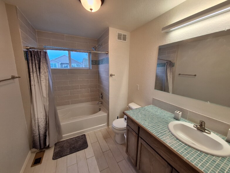 Building Photo - 2507 Lynnhaven Ln