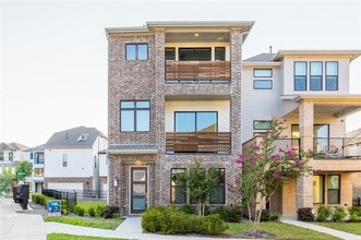 Building Photo - 8116 Ardmore Ct