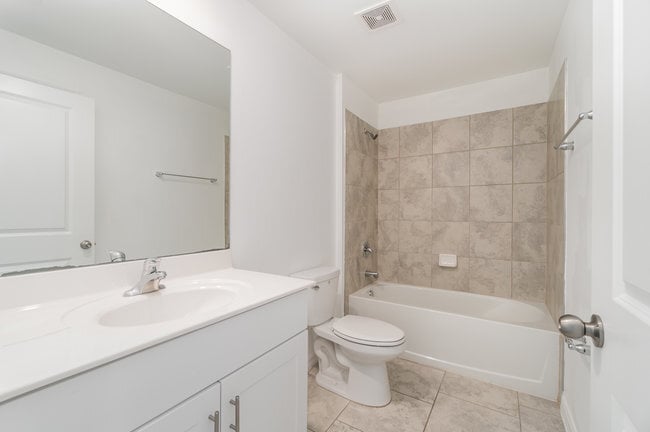 Building Photo - 4272 Villa Rapallo Way