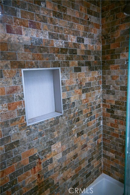 Building Photo - 14711 Gledhill St