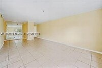 Building Photo - 124 NE 19th Ct