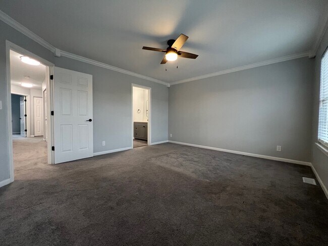 Building Photo - 22306 W Niagara Ct