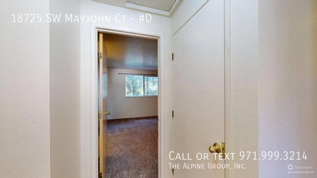 Building Photo - 18725 SW Mayjohn Ct