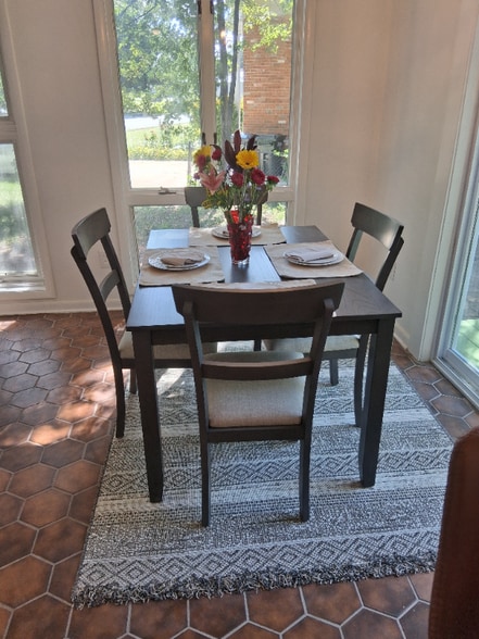 Building Photo - 8004 Clifton St