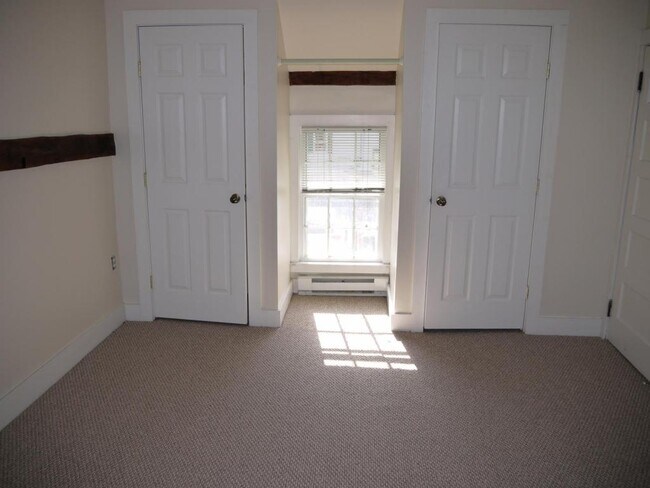 Building Photo - 110 Pear Alley