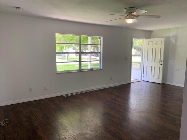 Building Photo - 782 Little Pine Dr