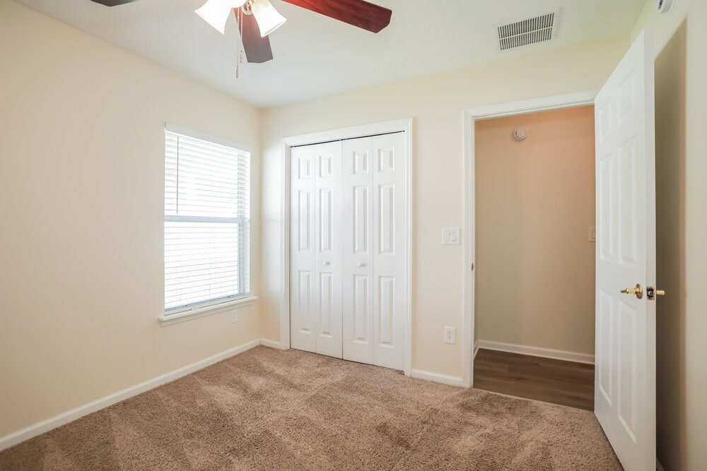 Building Photo - 3460 Live Oak Hollow Dr