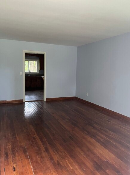 Building Photo - 2074 Seabrook Ave