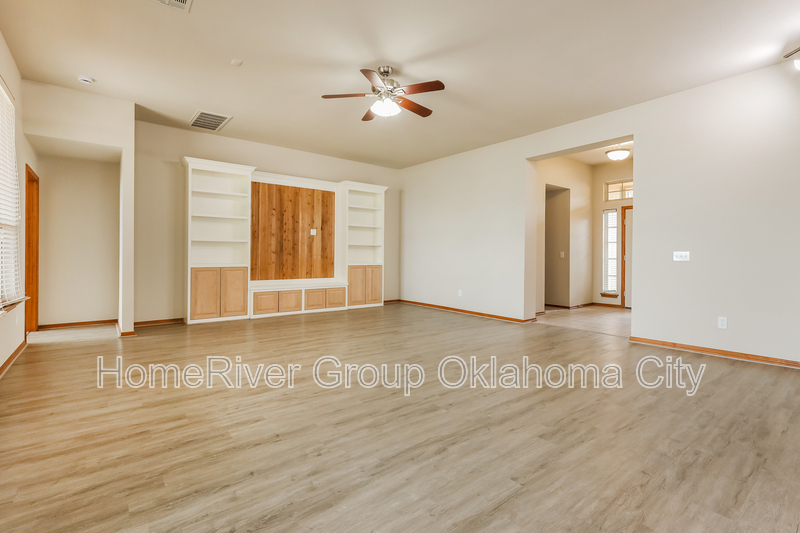 Building Photo - 2512 NW 179th Ct
