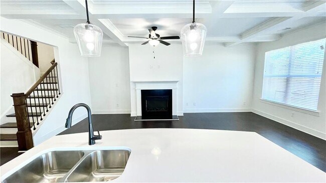 Building Photo - 5370 Brooklands Dr