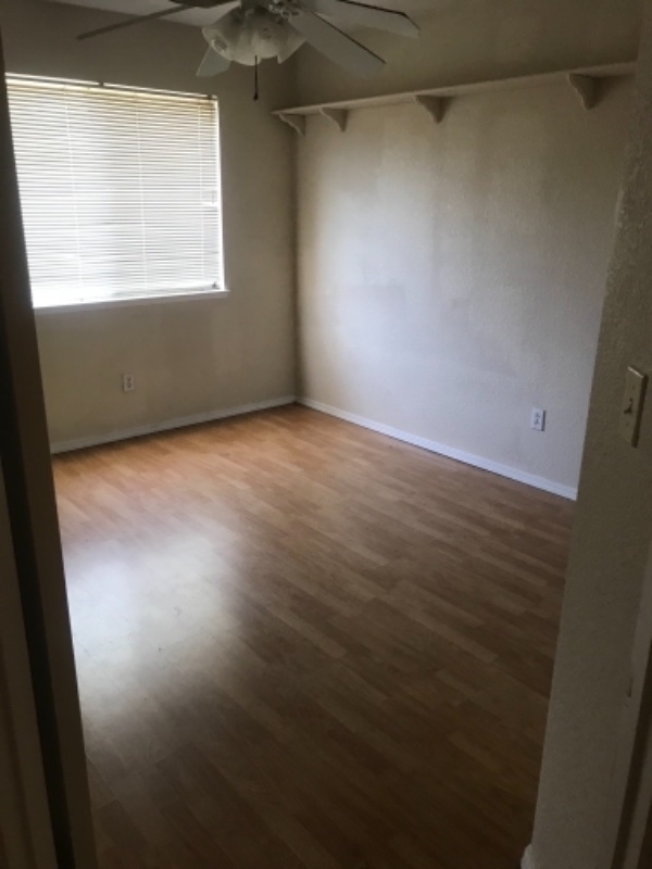 Building Photo - 4965 Parkgreen Cir