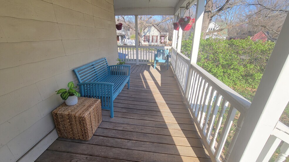 Building Photo - 1329 Connecticut St