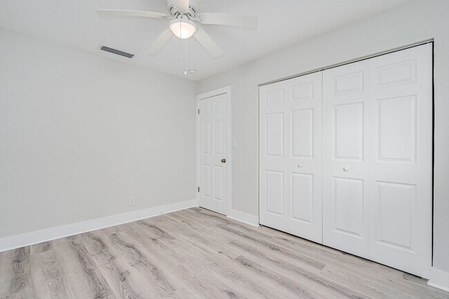 Building Photo - Stunning Remodeled 3-Bedroom Home in Prime...