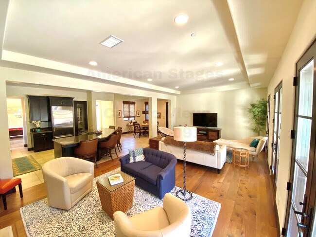 Building Photo - 347 Island Oak Ln