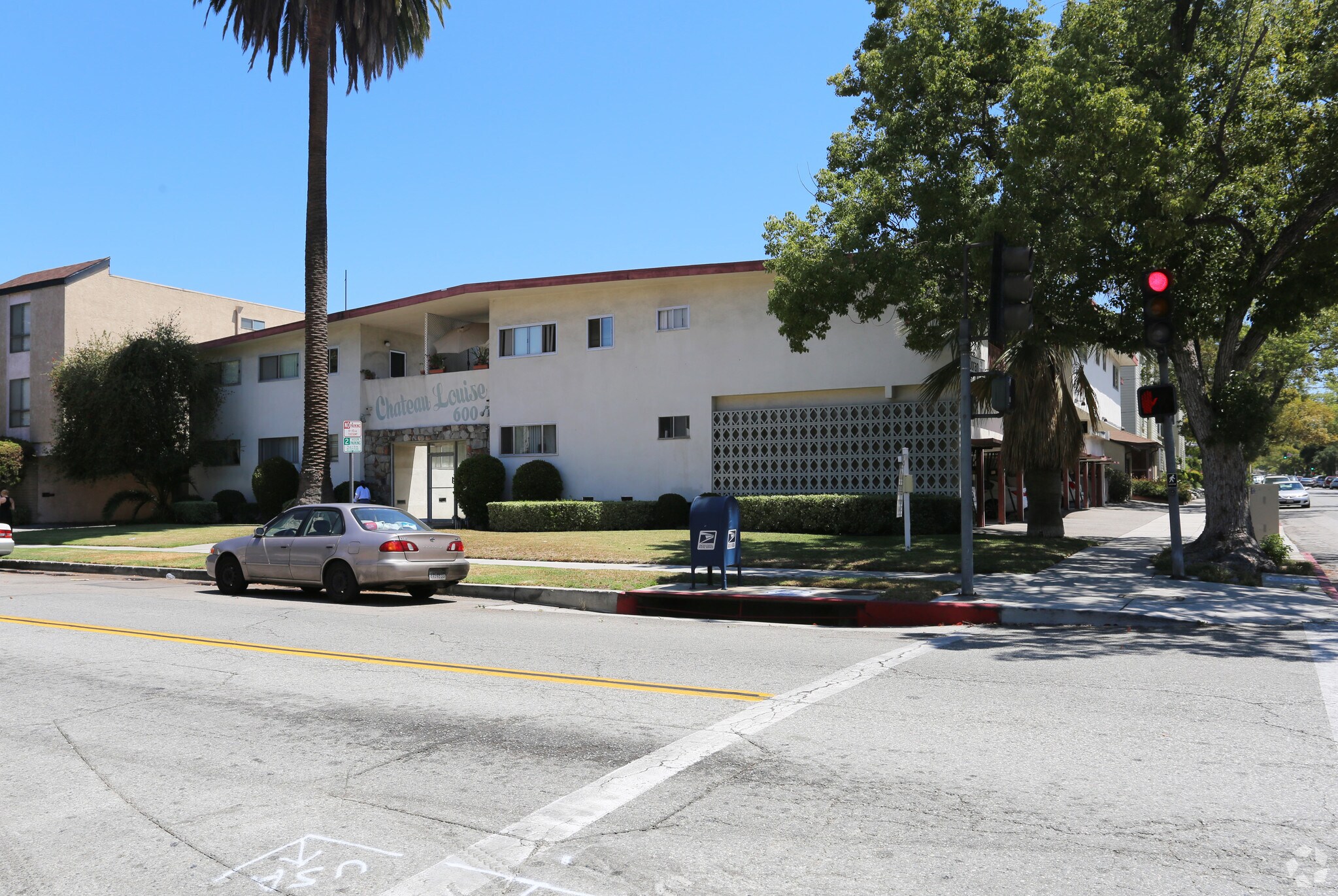 Building Photo - 600 N Louise St