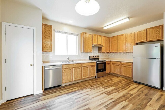 Building Photo - 8334 S Quay Ct