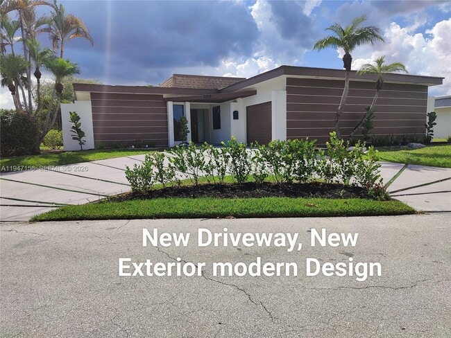 Building Photo - 5109 Banyan Ln