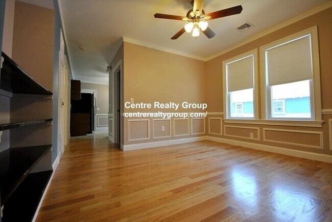 Building Photo - 38 Turner St