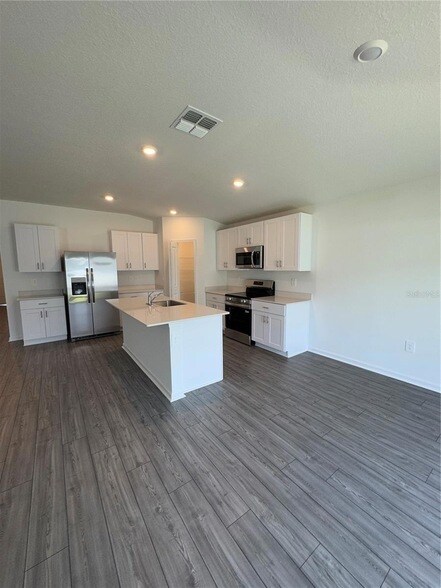 Building Photo - 4612 SW 84th St Rd