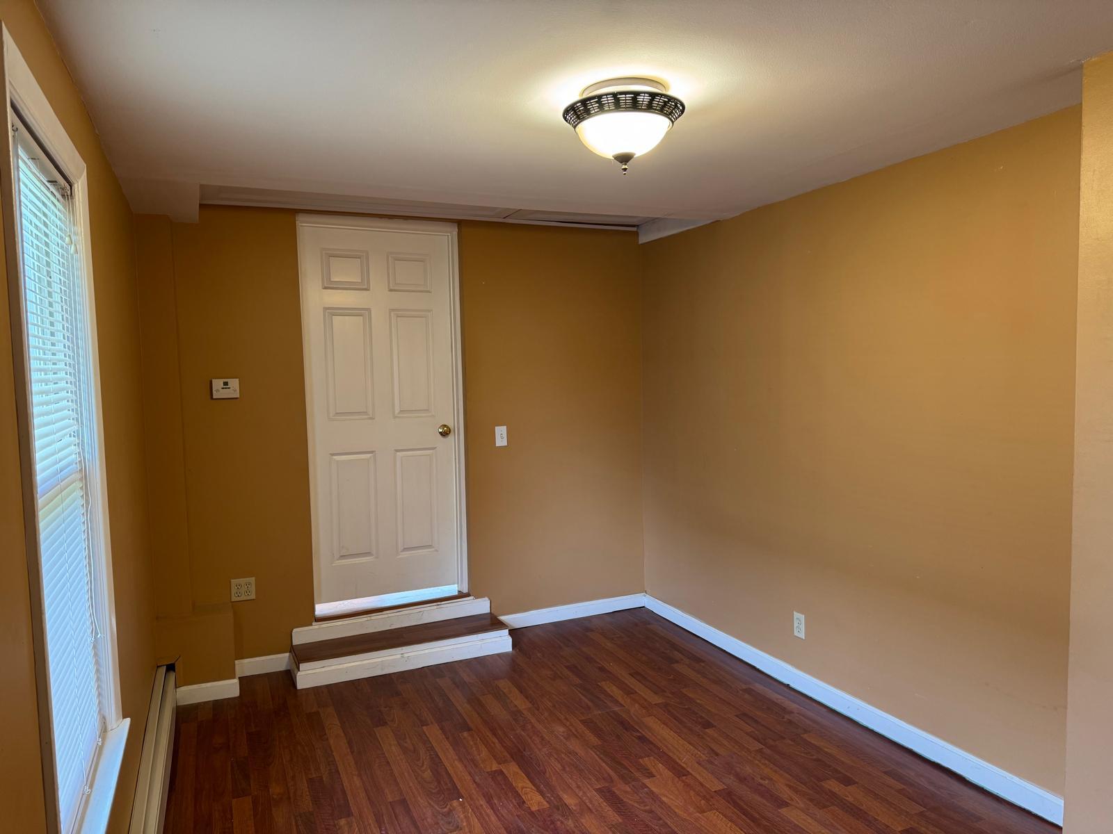 Building Photo - 14 Court St