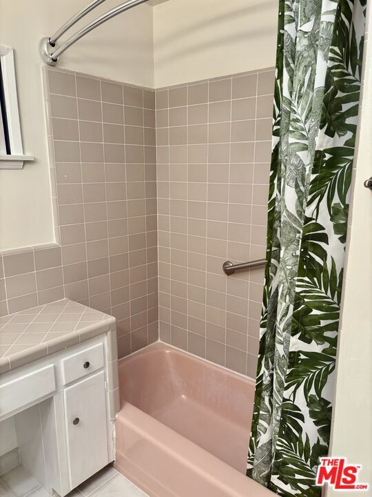 Building Photo - 15237 Del Gado Dr