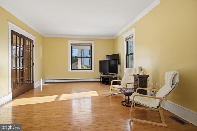 Building Photo - 9 Academy St