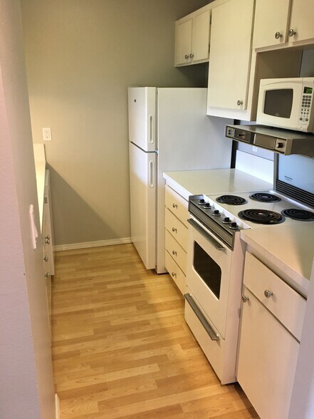 Building Photo - 1771 Broadway St