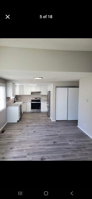 Building Photo - 1216 N Williams St