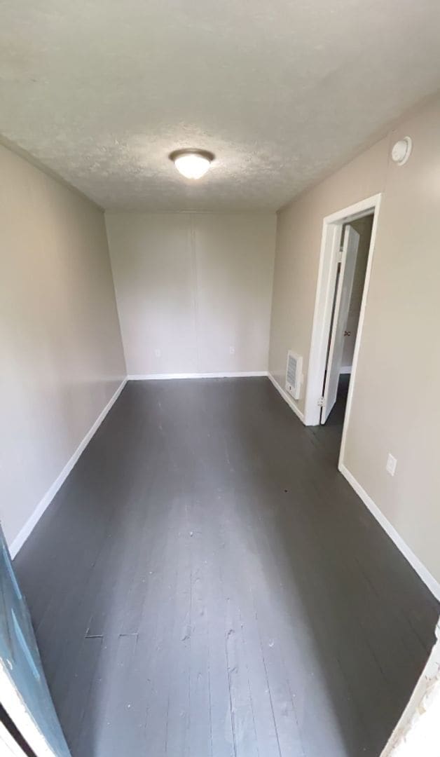Building Photo - 605 Durden St