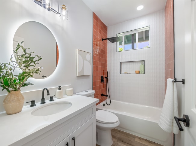 Building Photo - 1576 California Ave