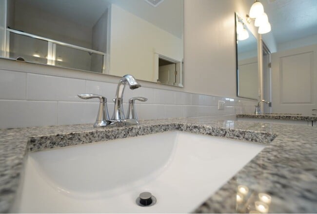 Building Photo - 3551 N Tansy Pl