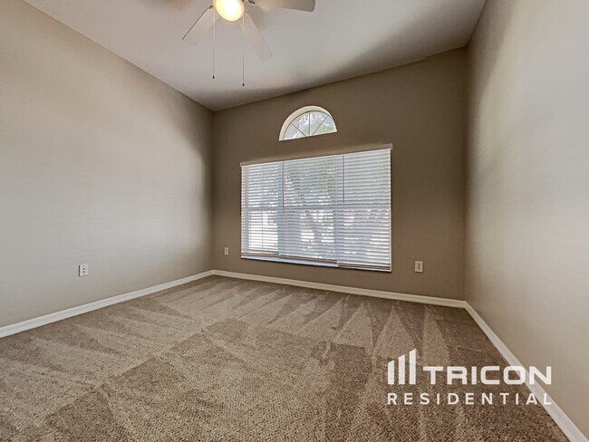 Building Photo - 15826 Cedar Elm Terrace